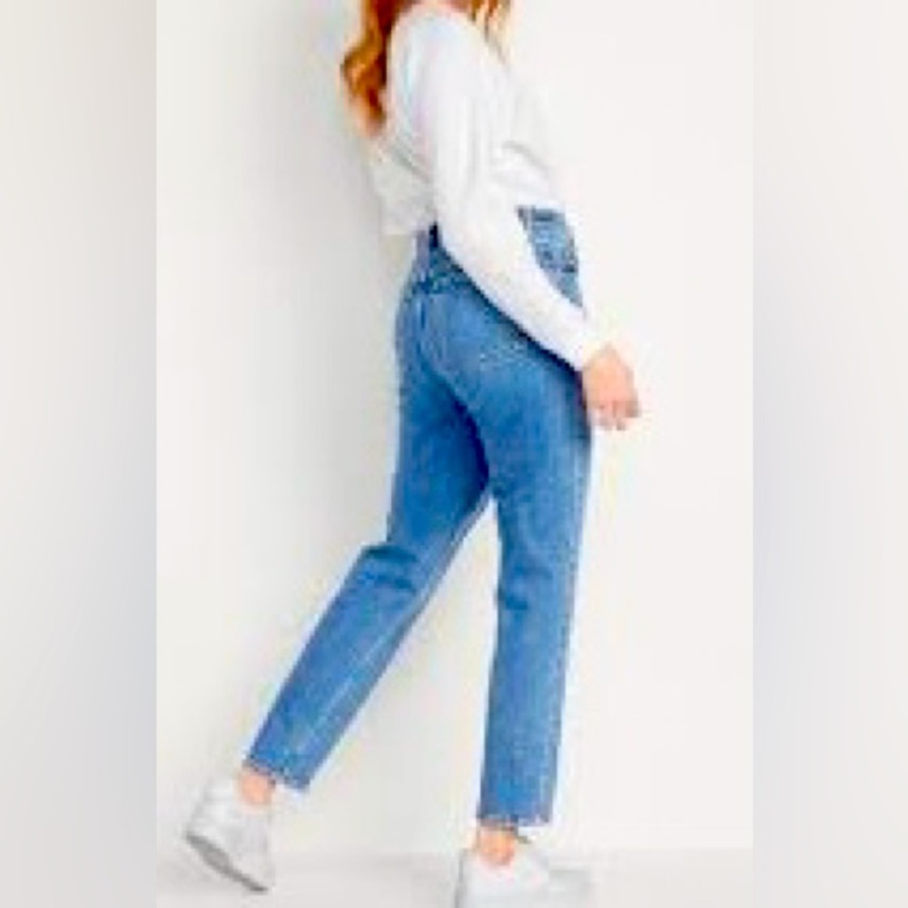 Old Navy Extra High Rise Sky-Hi Straight